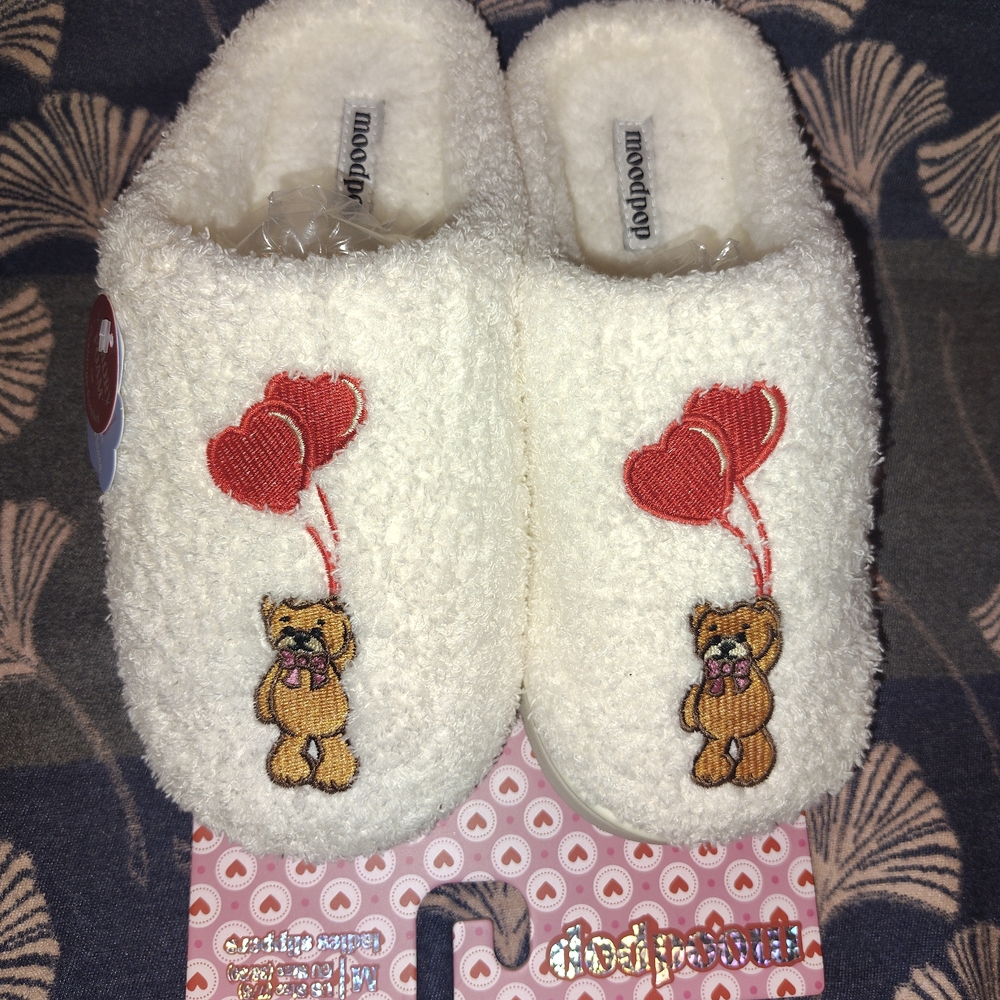 White Slippers with Bear and Heart Balloons